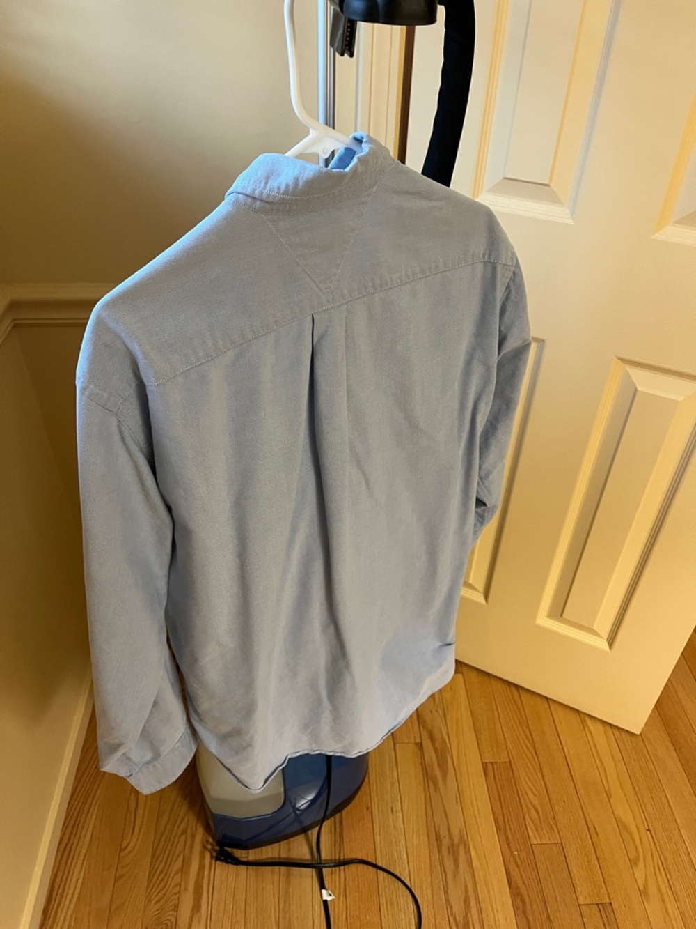 Tommy Hilfiger Light Blue Oxford Button-Up Shirt - Picture 5 of 6